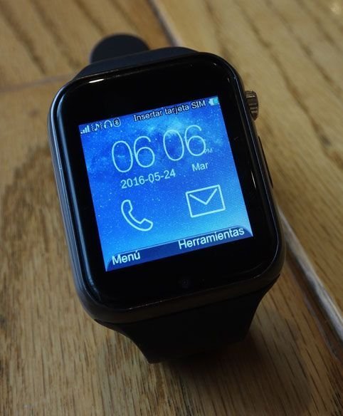 Apple Watch’s ECG Can Help Diagnose Heart Problem: Research Tip: Be Consistent watch-hand-screen-technology-clock-time